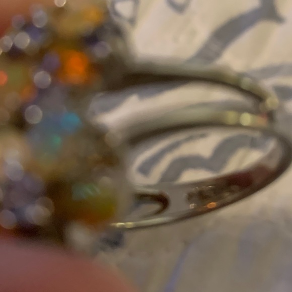 Beautiful Opal Ring. Size 9 - Picture 10 of 12